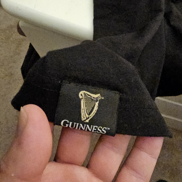 Guinness Harp Graphic Tee T-Shirt Made in Ireland Size Medium - Picture 8 of 9